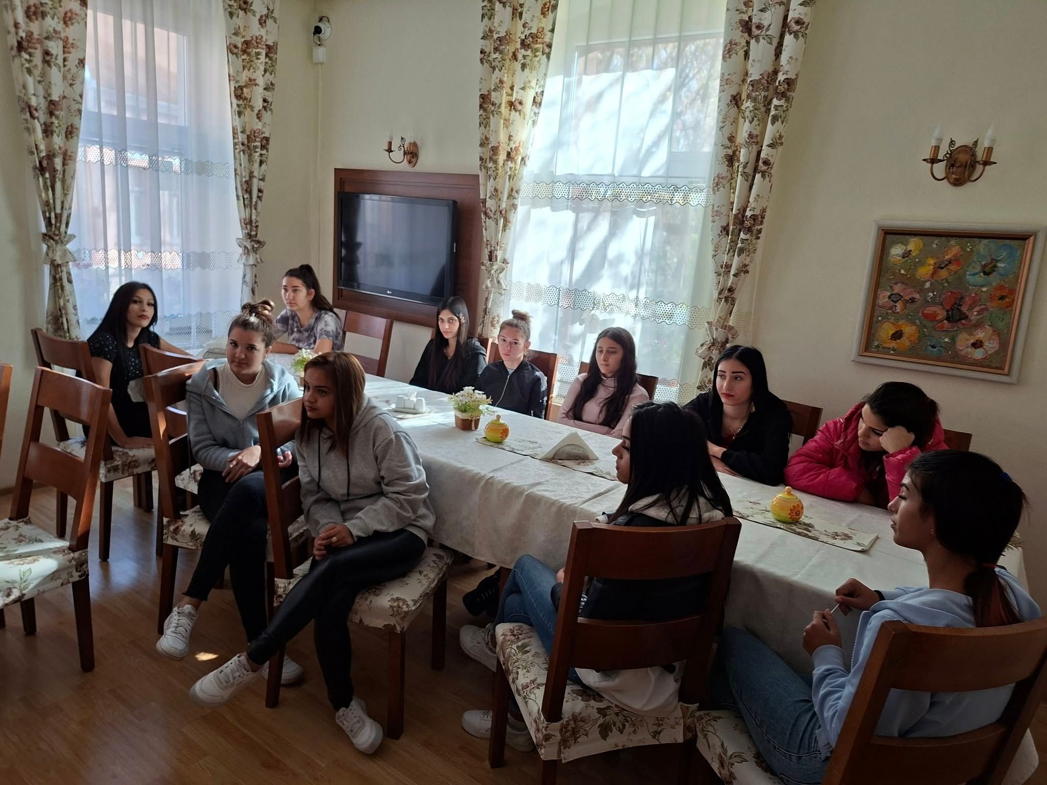 586582623_1286128649984033_2587096666061243169_n (1).jpg